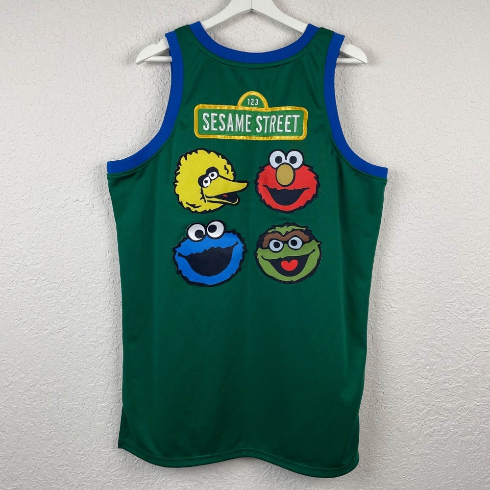 Headgear Classics Mens Sesame Street 1969 Embroidered Basketball Jersey 2XL - Picture 5 of 9
